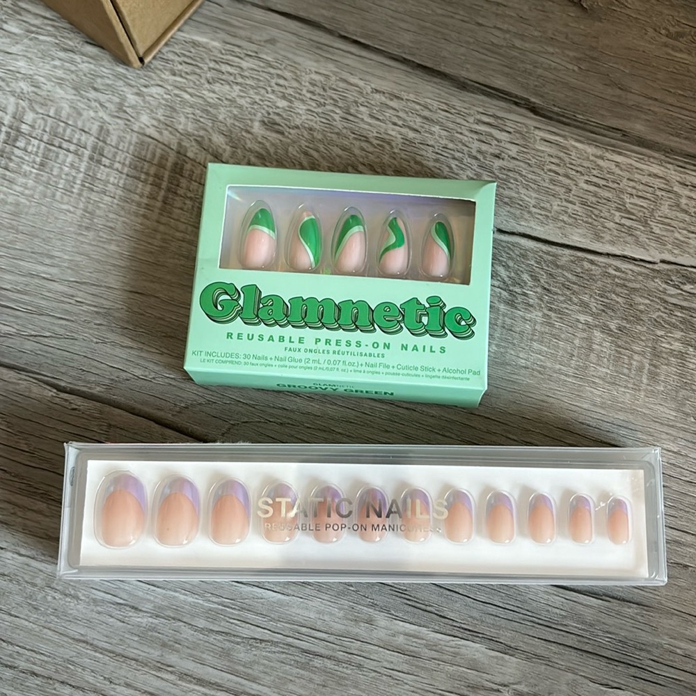 Press on nail duo
